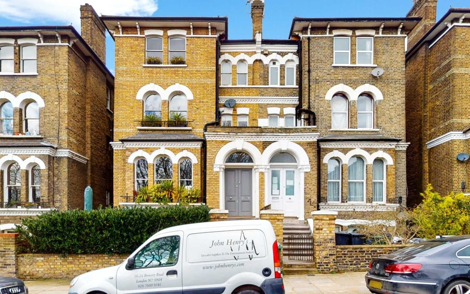 House let in Camden, NW1 London Residential