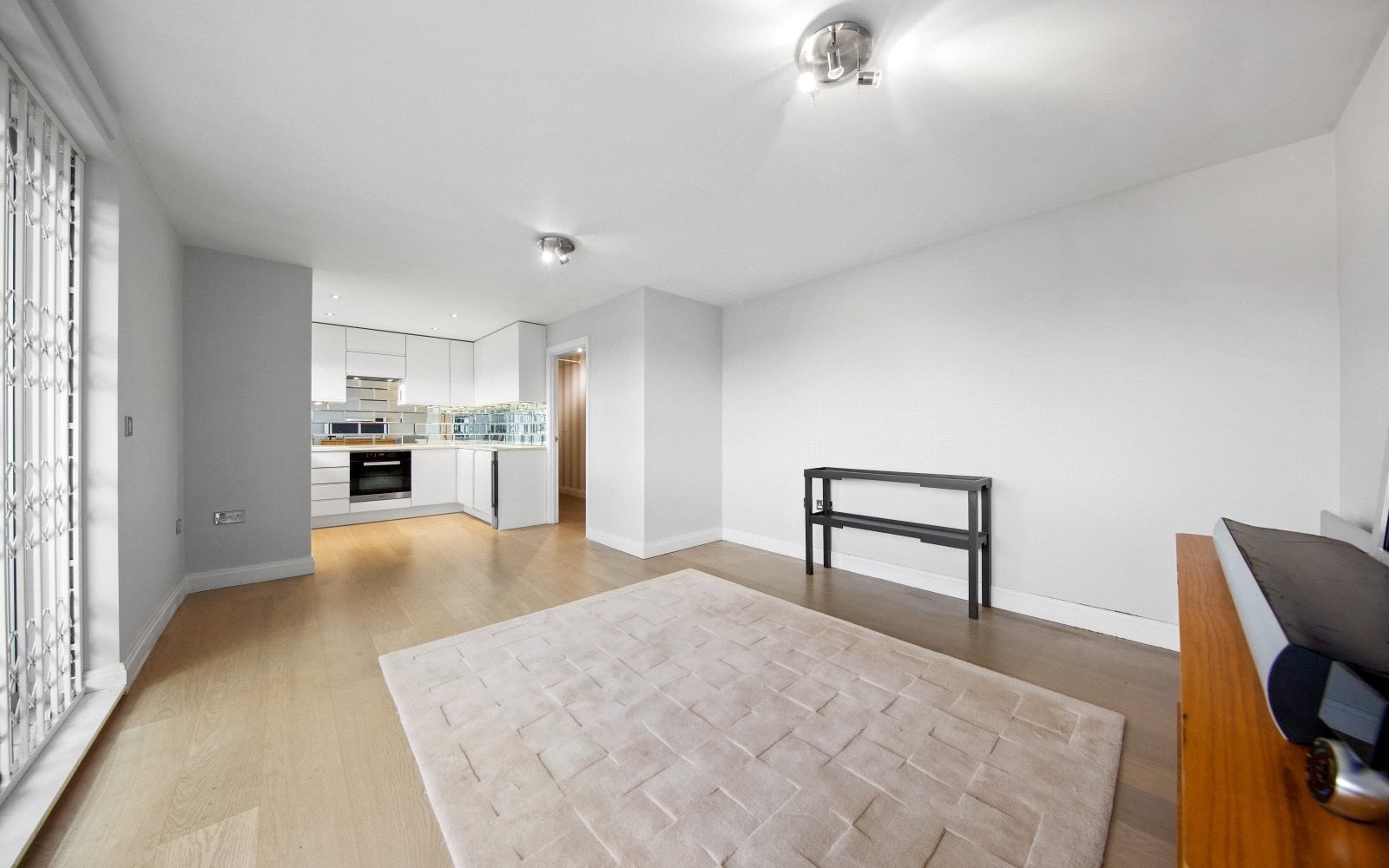 Property let in Chalk Farm, NW1 London Residential